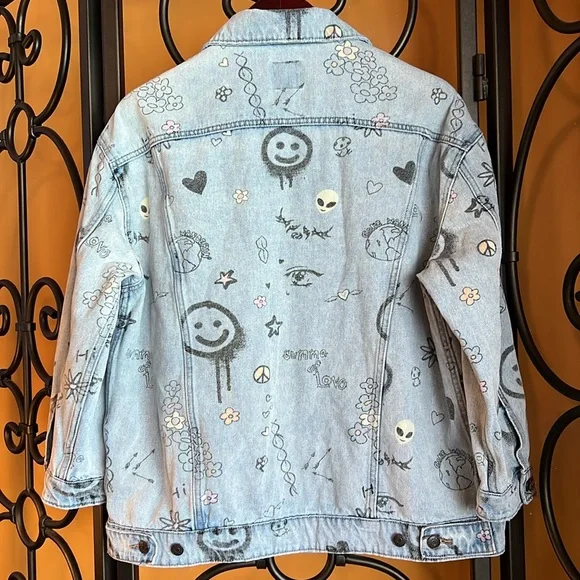 WILD FABLE Wild Graffiti Jean Jacket - Picture 4 of 16